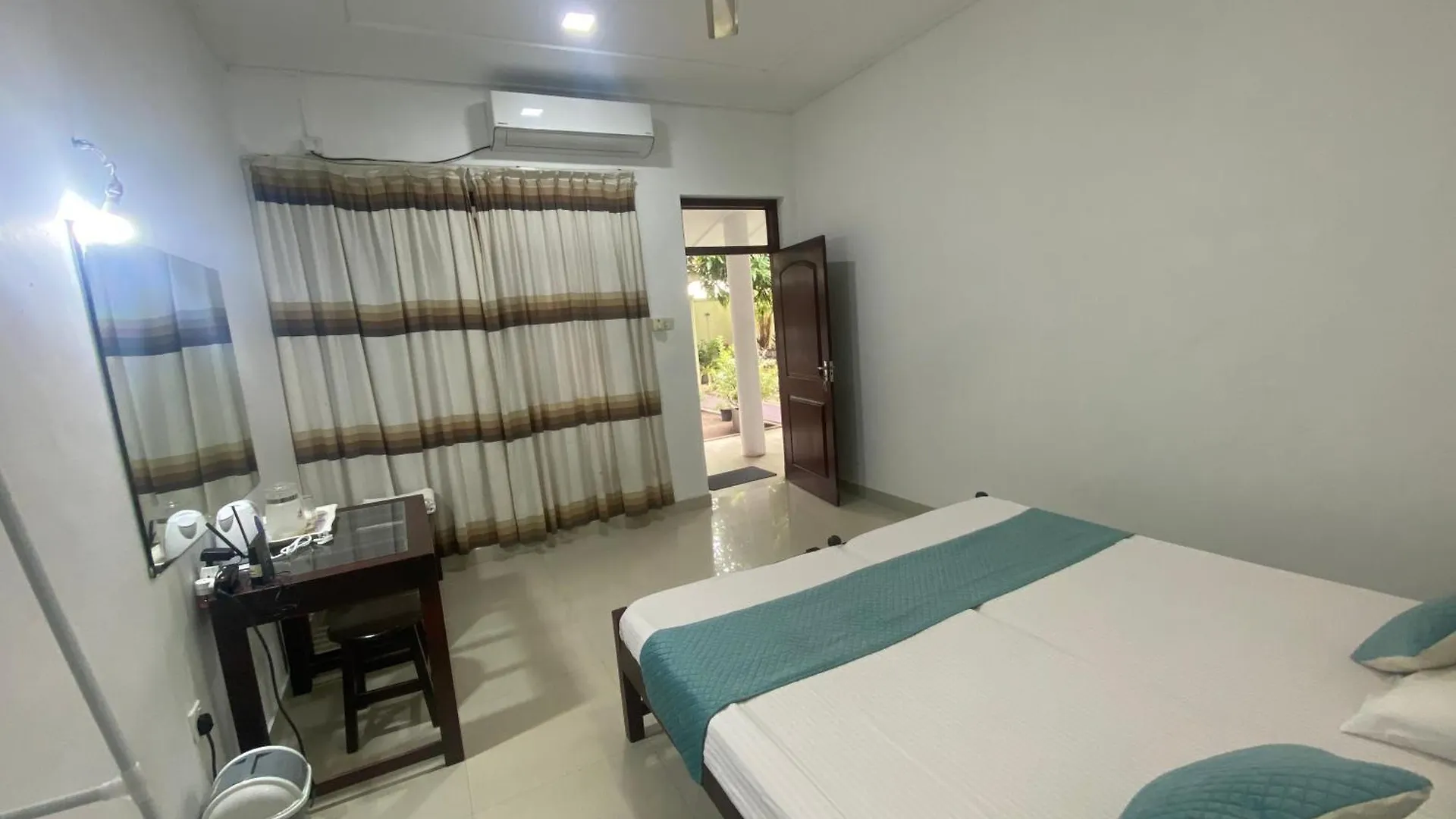 White Haven Hotel Negombo